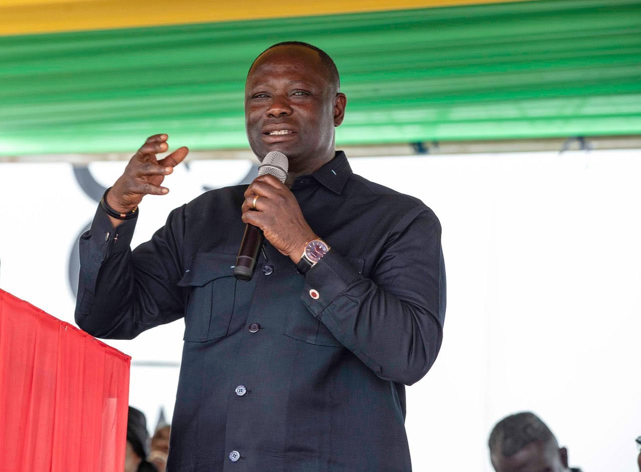 Hon. Emmanuel Armah-Kofi Buah at work, photo 16