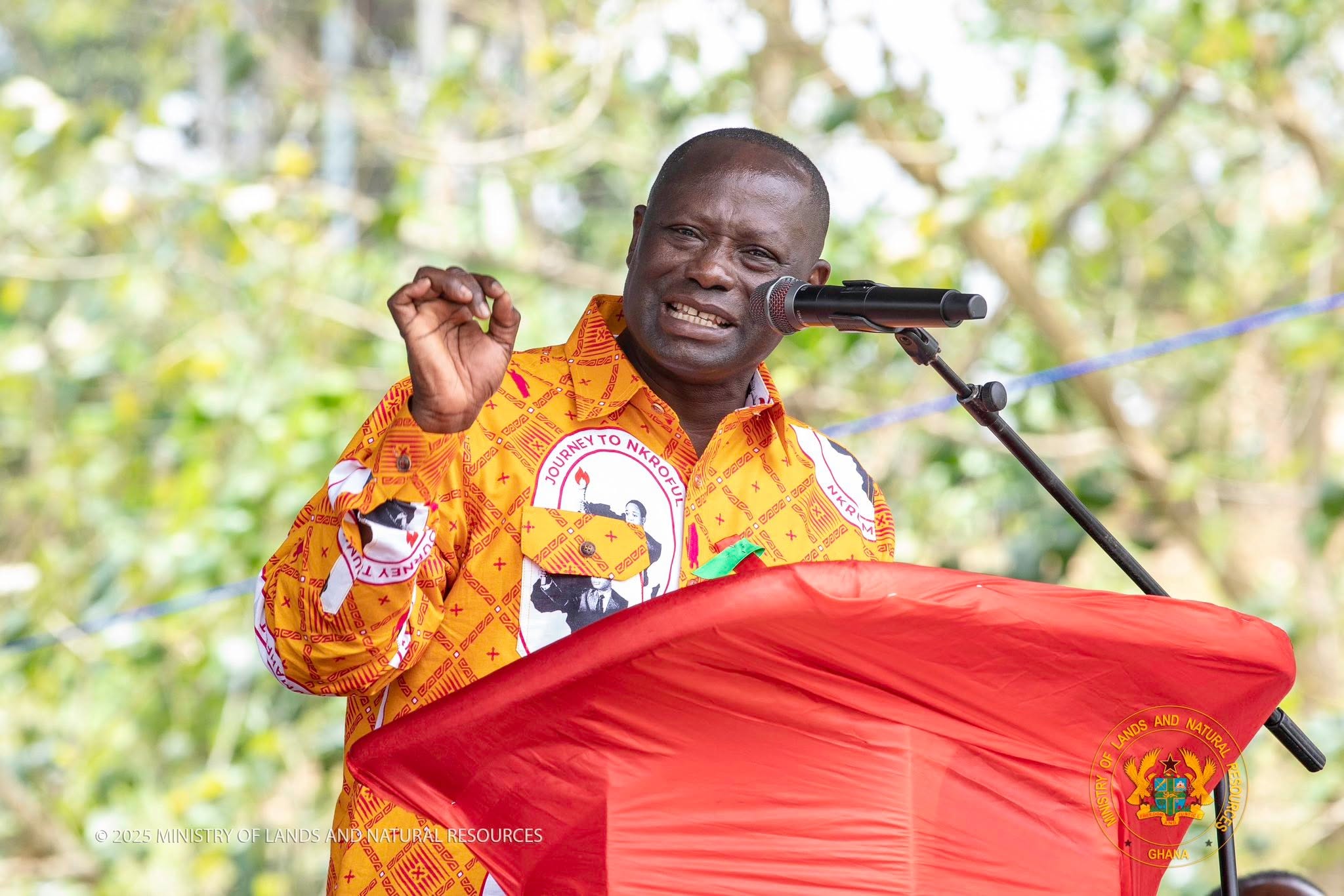 Hon. Emmanuel Armah-Kofi Buah at work, photo 14